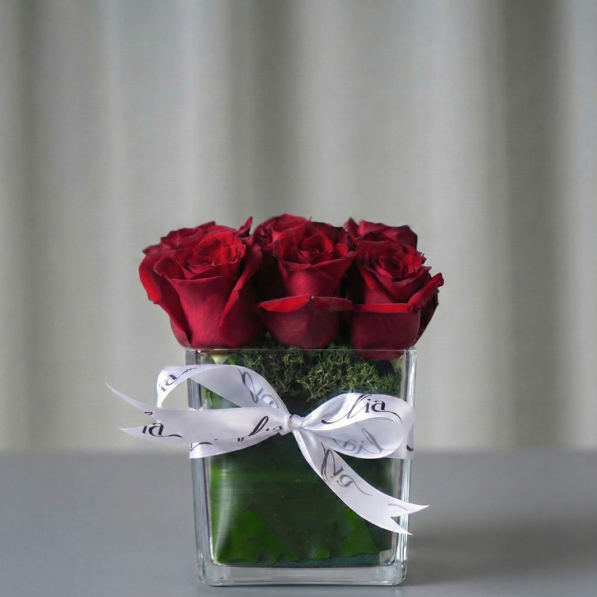 الفازة الحمراء المربعة